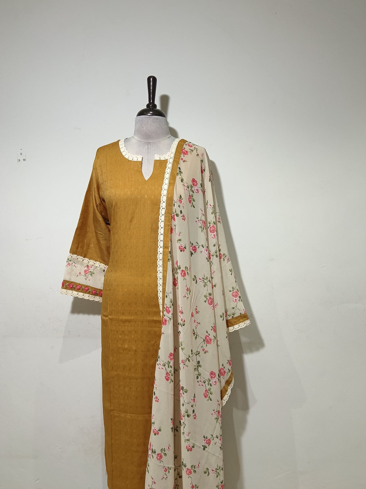OFFER SALES TOP'S-  IHA 34796
