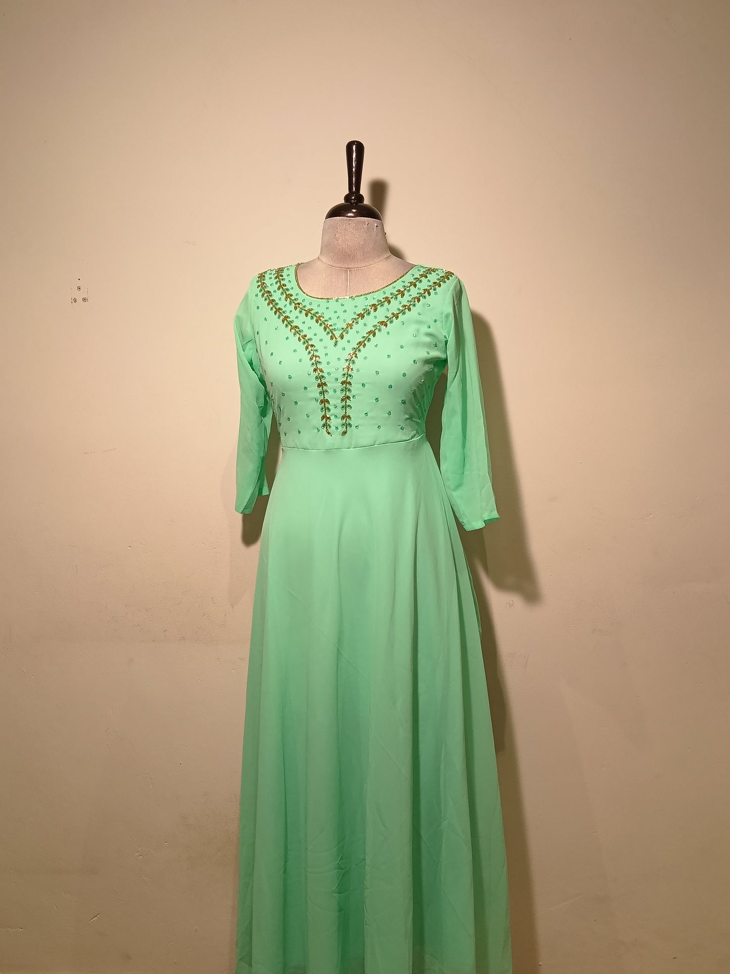 OFFER SALES TOP'S-  IHA 34874