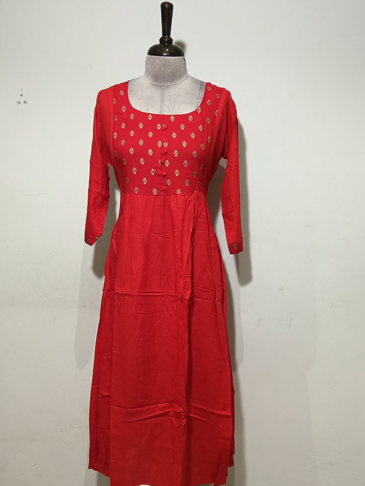 OFFER SALES TOP'S -  IHA 35832