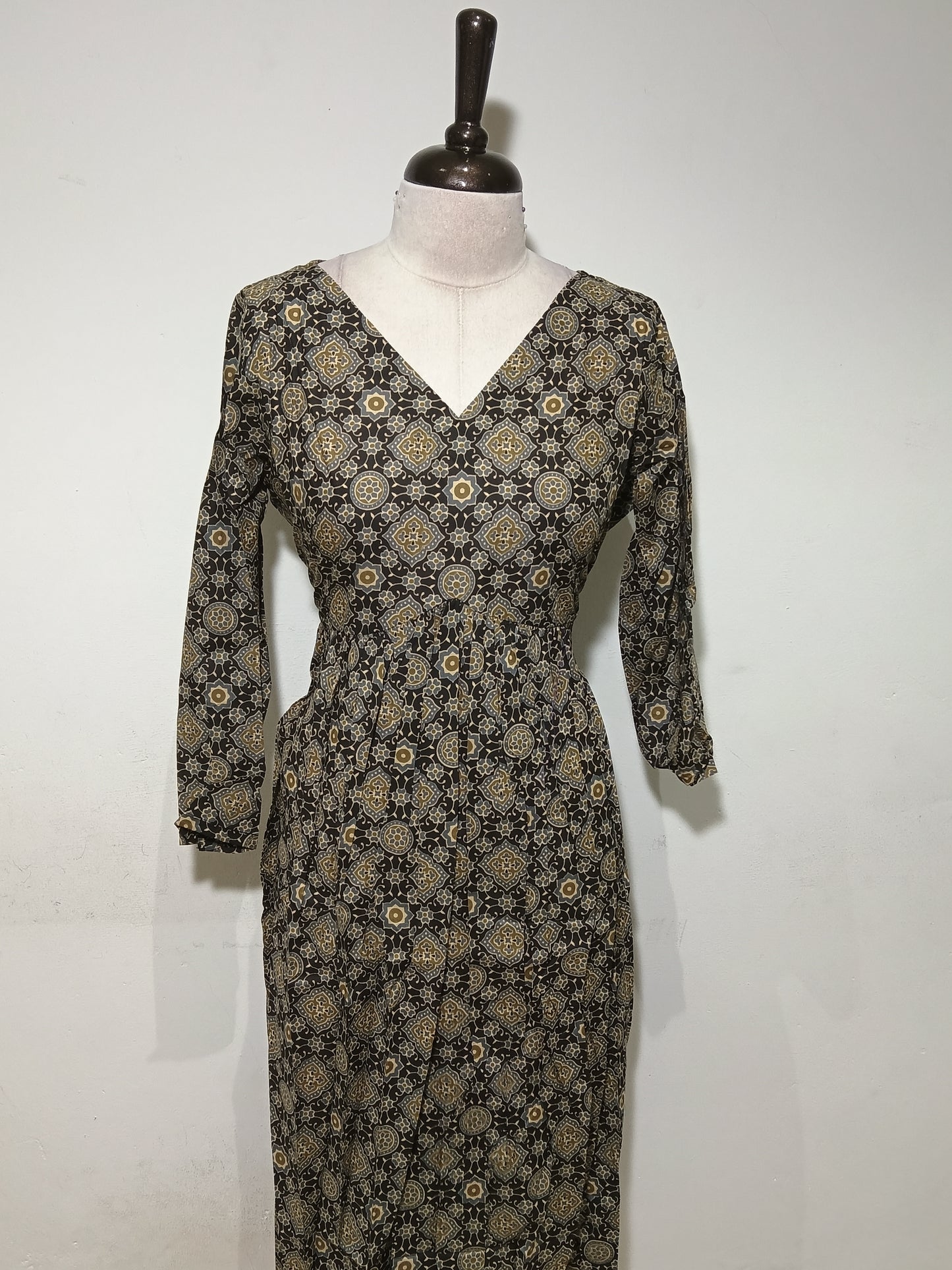 OFFER SALES TOP'S-  IHA 34796