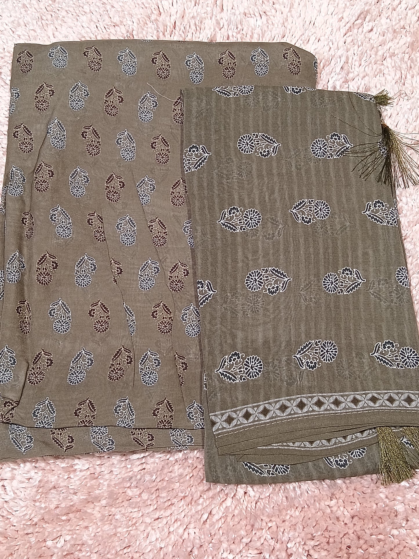 OFFER SALES UNSTITCHED SALWAR SUITS -  IHA 34633