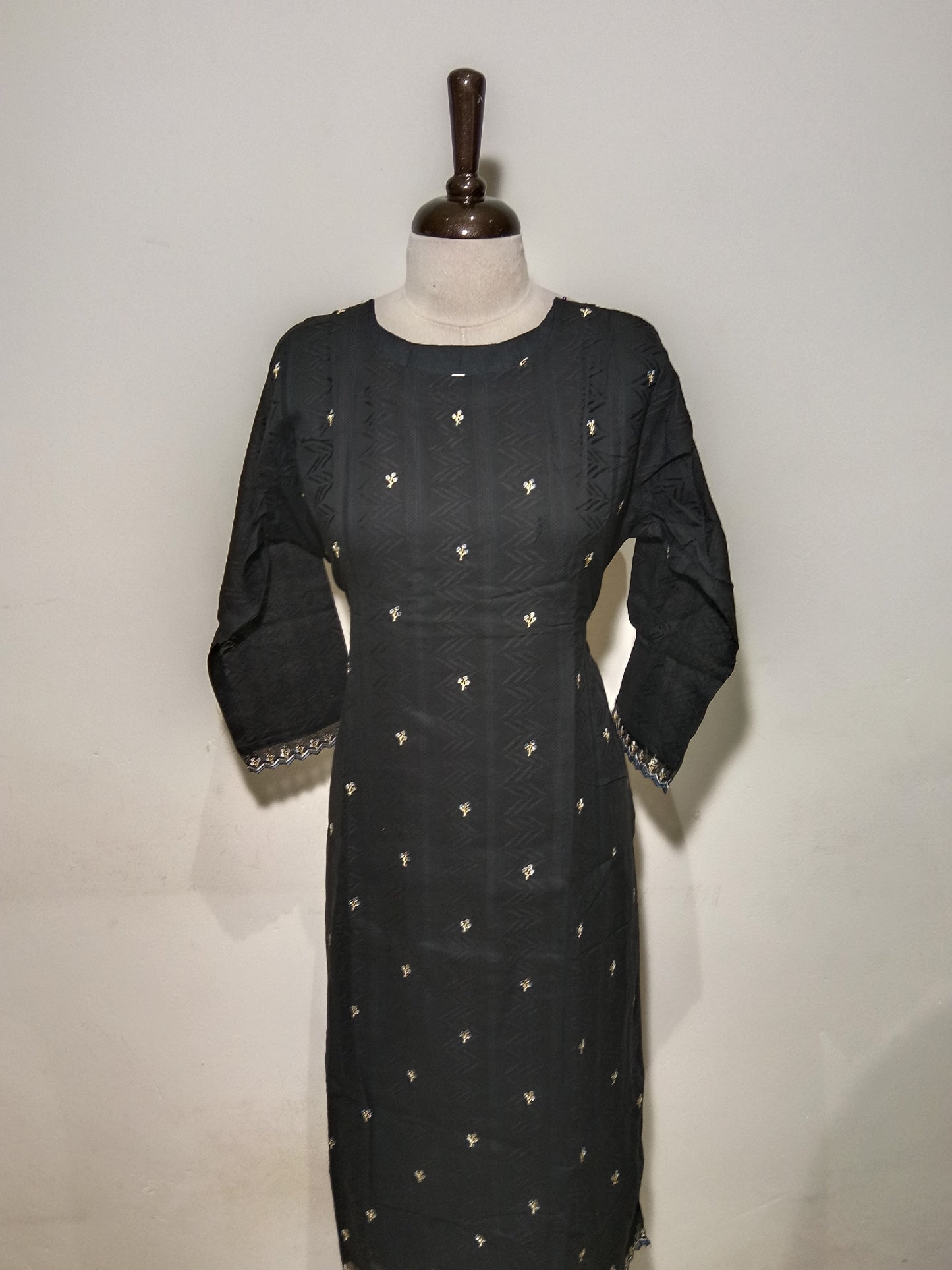 OFFER SALES TOP AND BOTTOM  -  IHA 34910