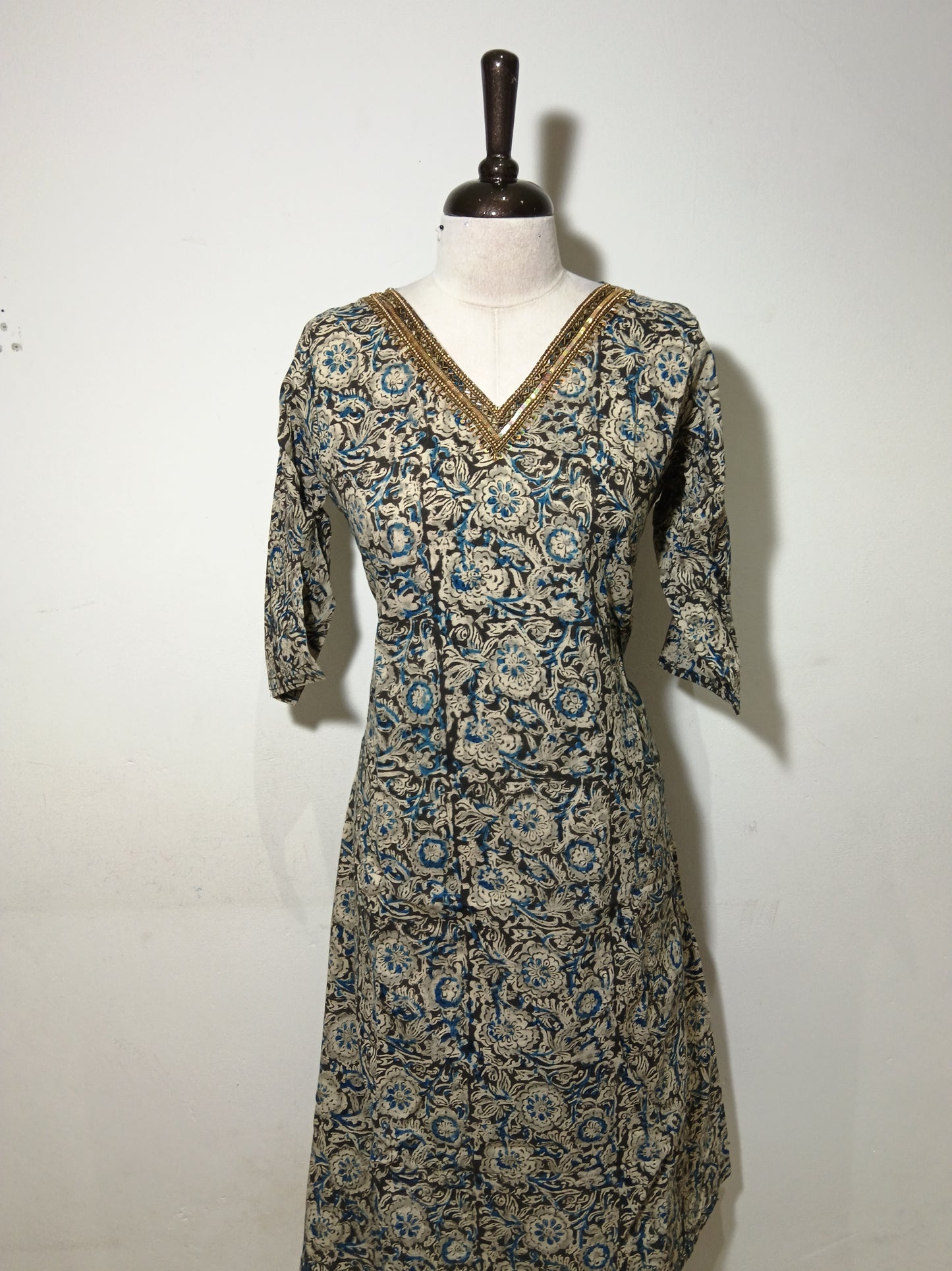 OFFER SALES TOPS  -  IHA 34756