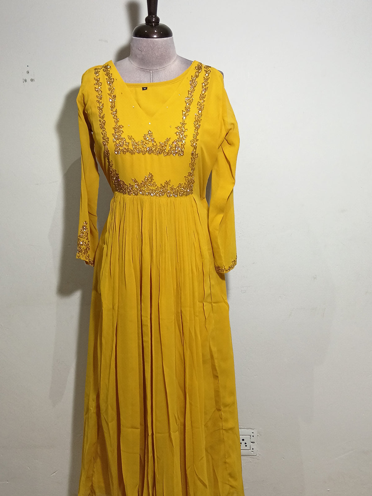 OFFER SALES TOP'S -  IHA 35988