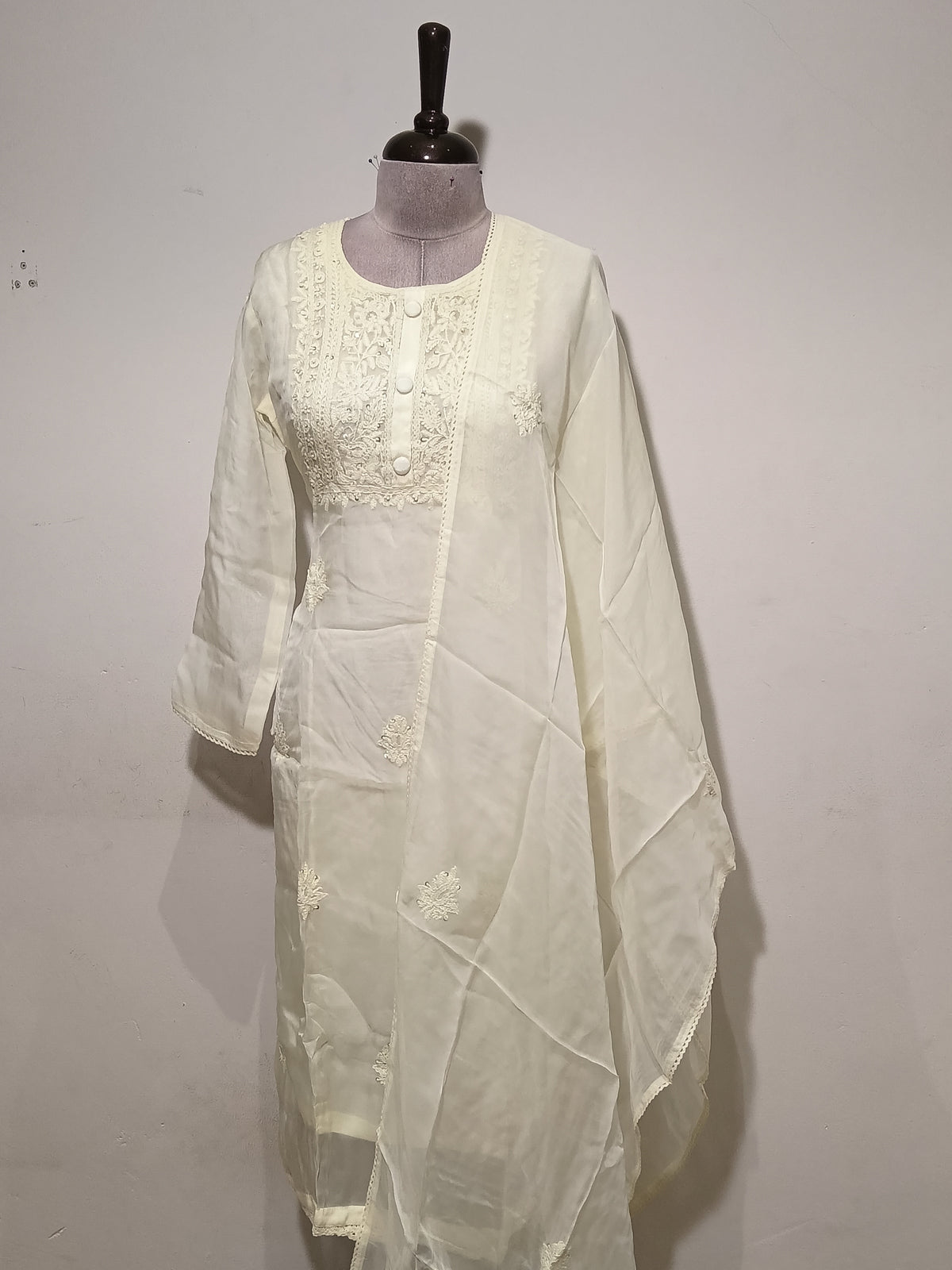 OFFER SALES TOP AND  BOTTOM  -  IHA 35833