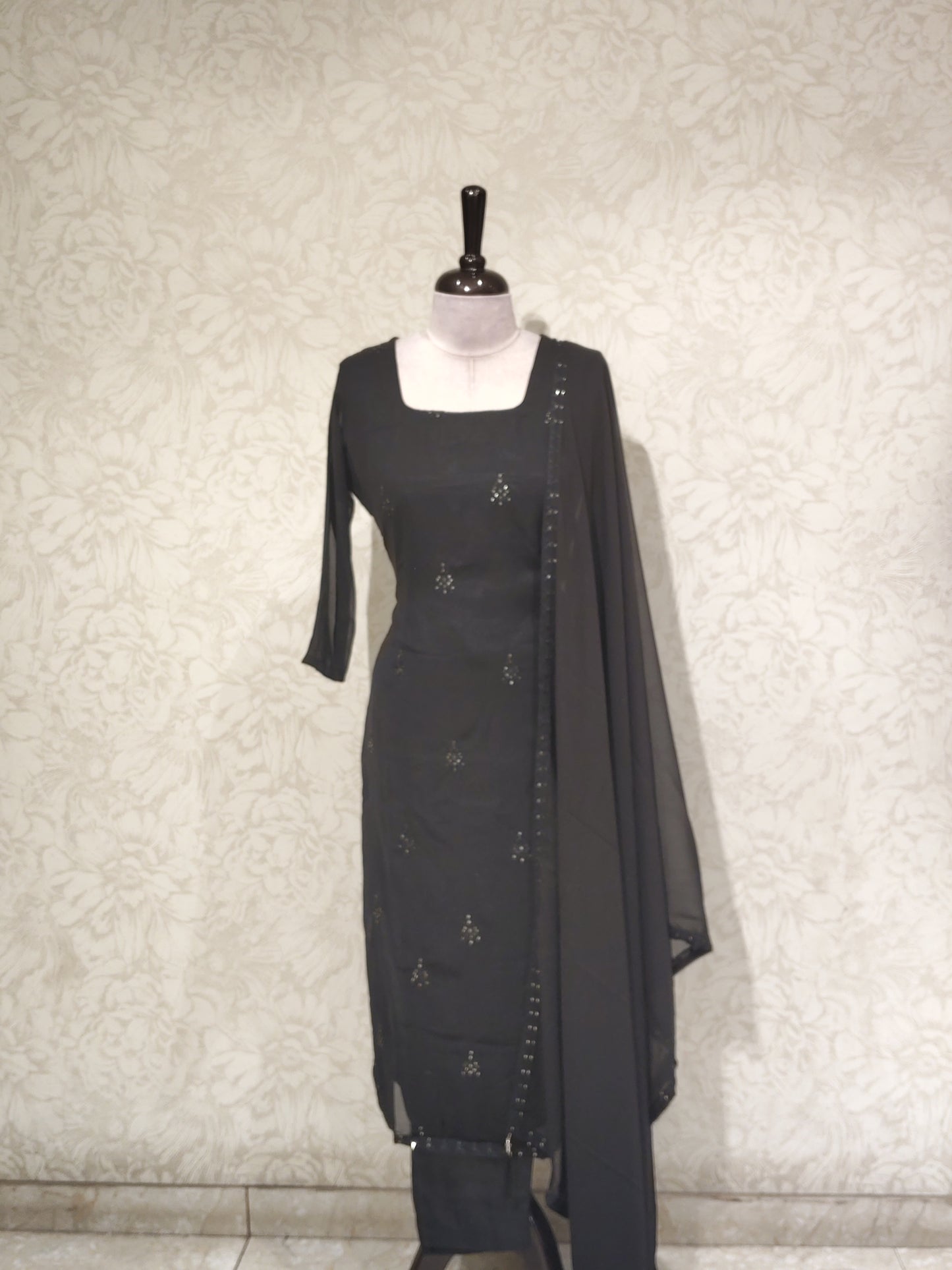 OFFER SALES TOP AND BOTTOM - IHA 27508