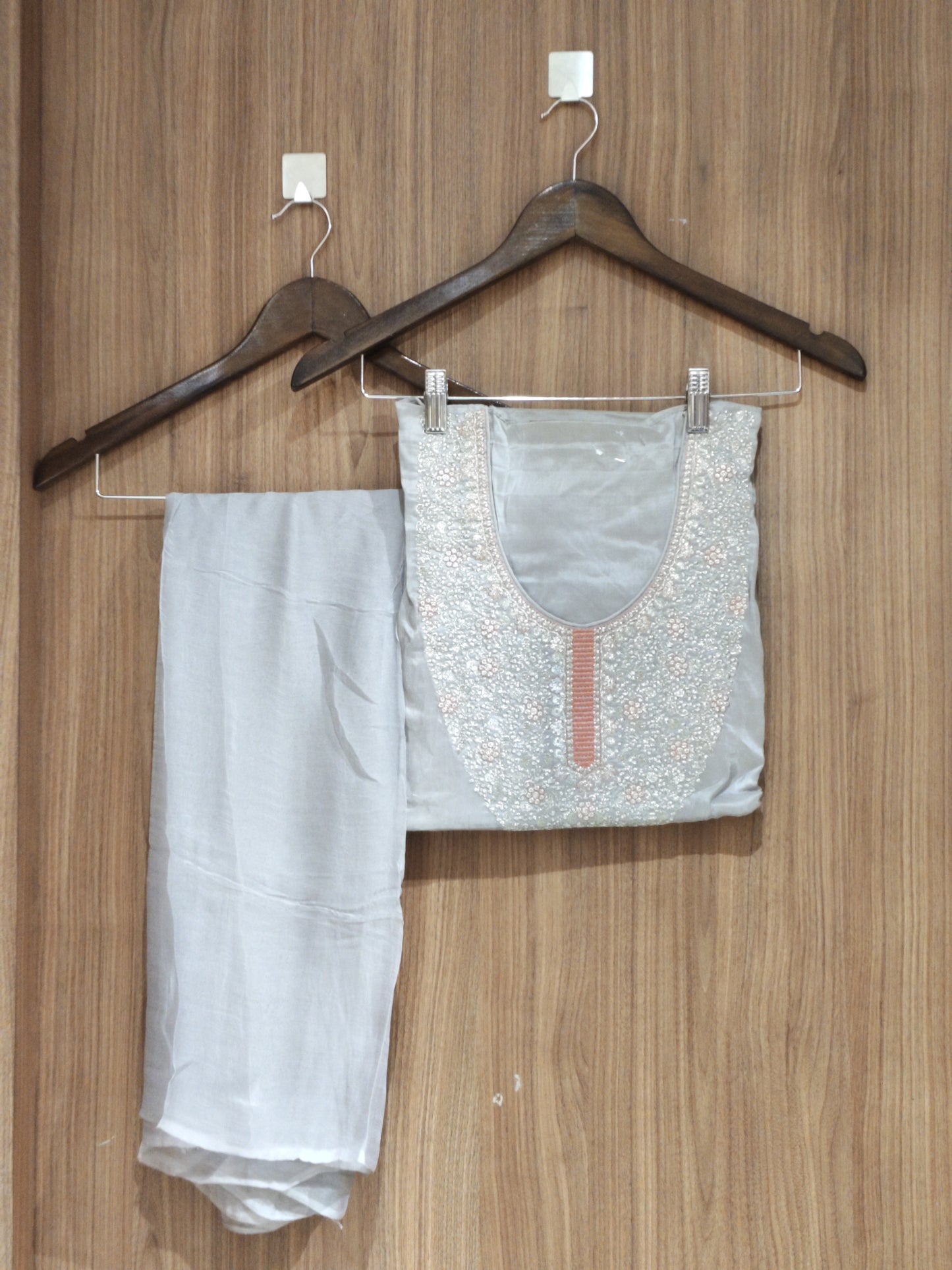 OFFER SALES UNSTITCHED SALWAR SUITS - IHA 27344