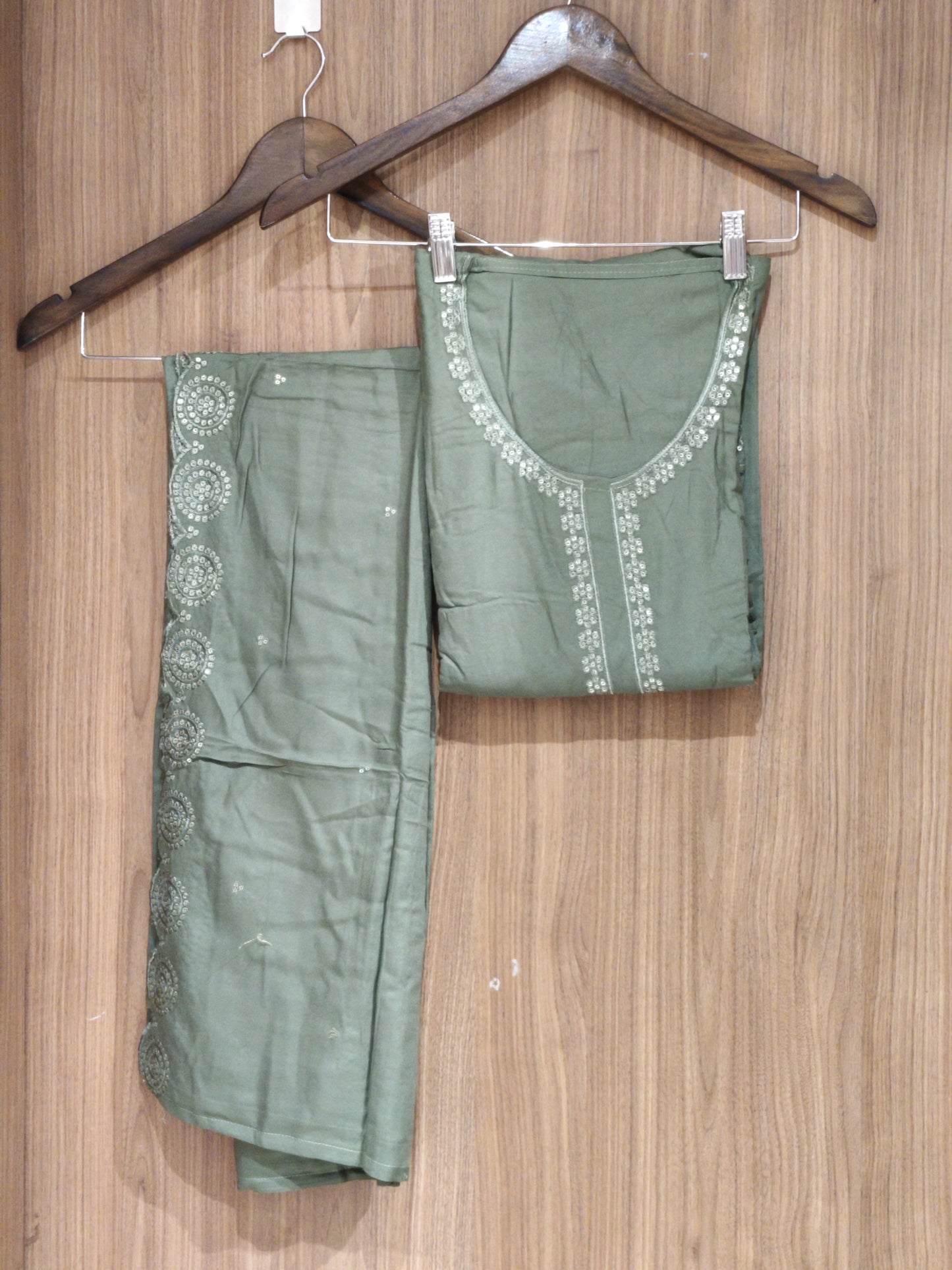 OFFER SALES UNSTITCHED SALWAR SUITS - IHA 27344