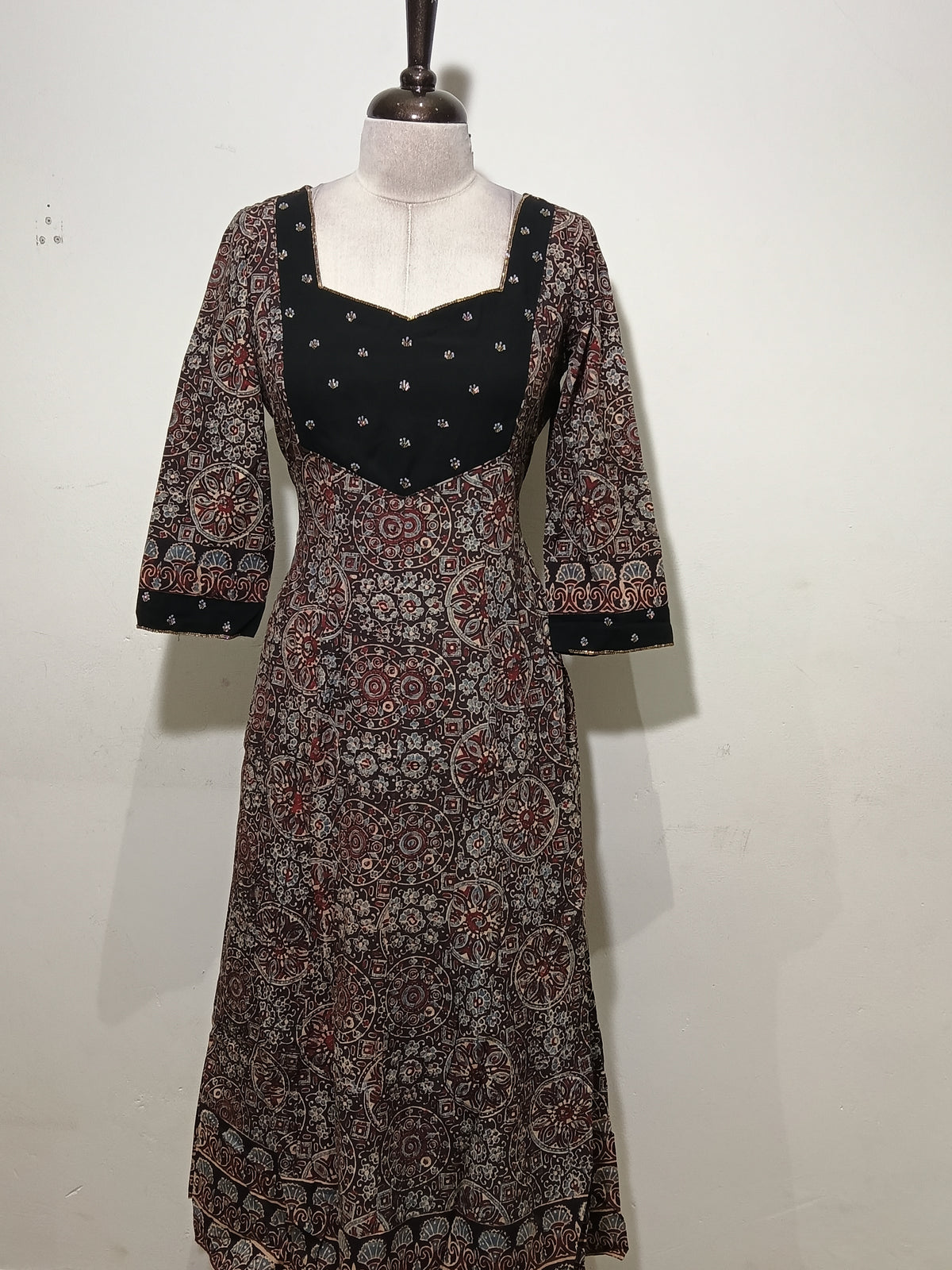 OFFER SALES TOP'S -  IHA 35466