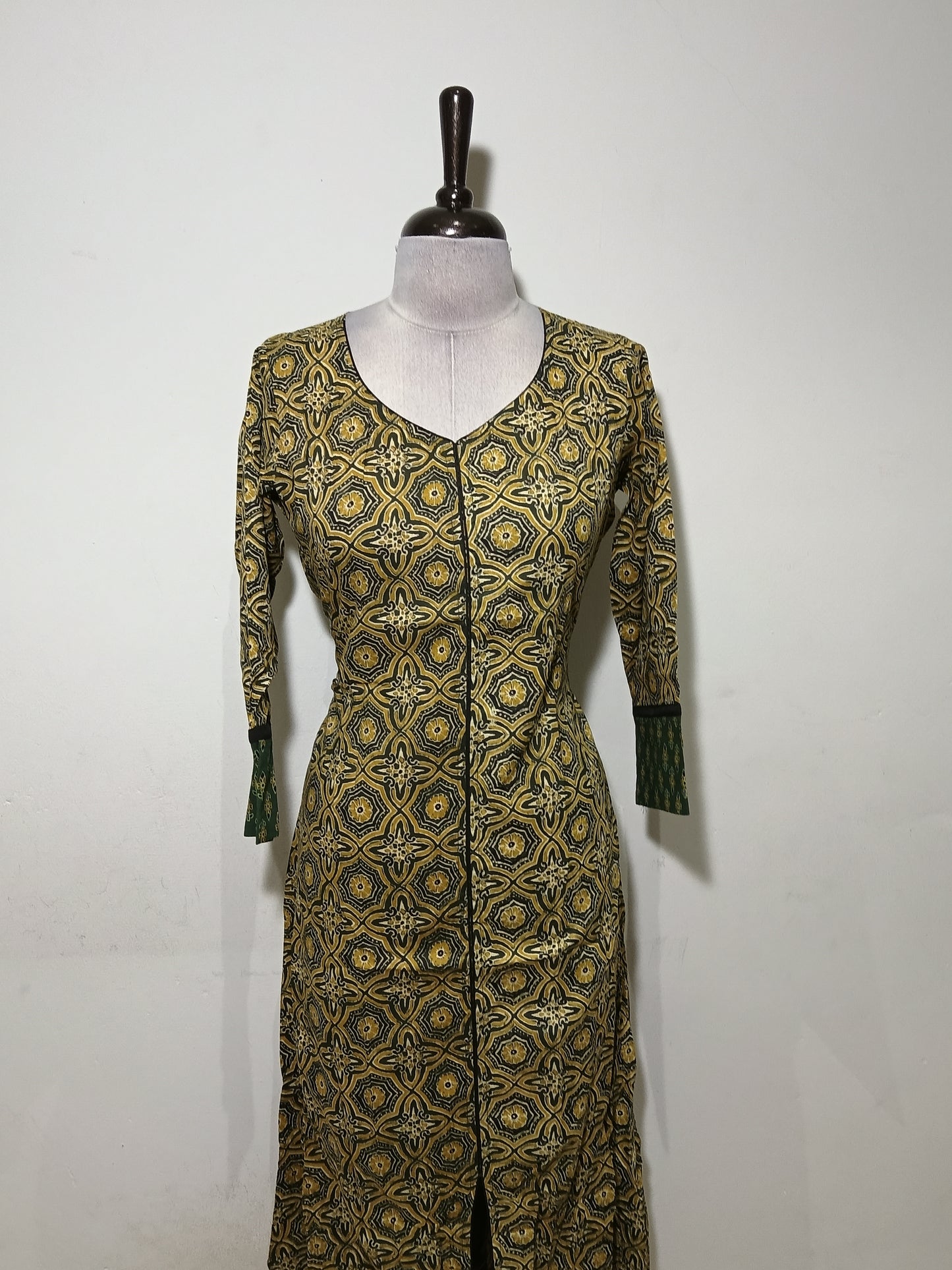 OFFER SALES TOP'S -  IHA 34902