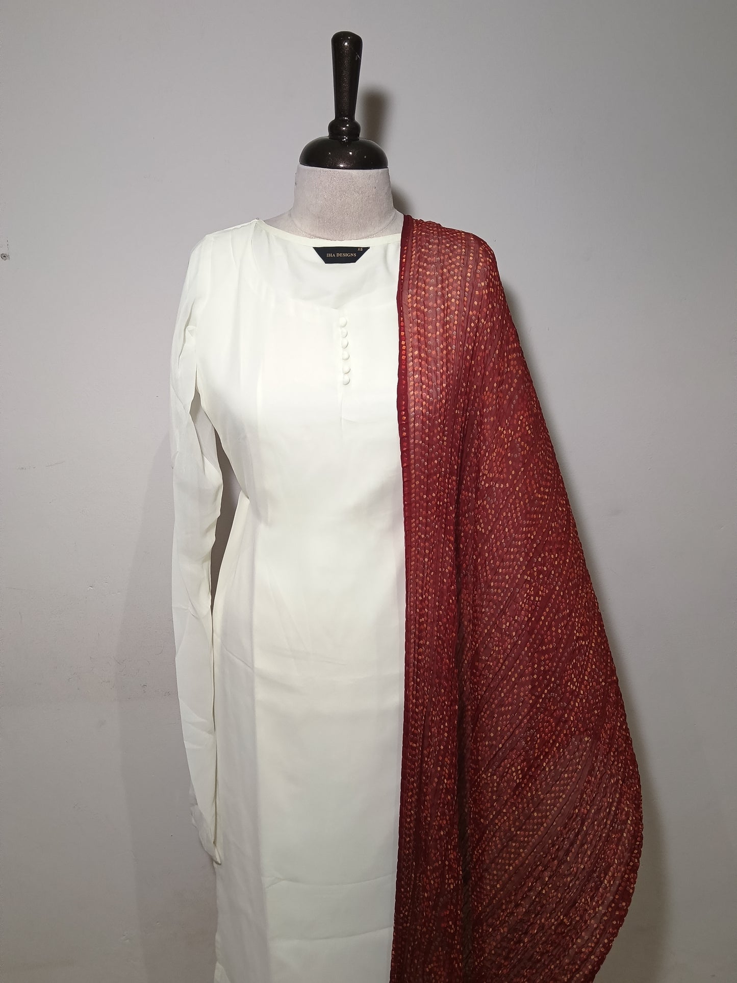 OFFER SALES TOP'S-  IHA 34770