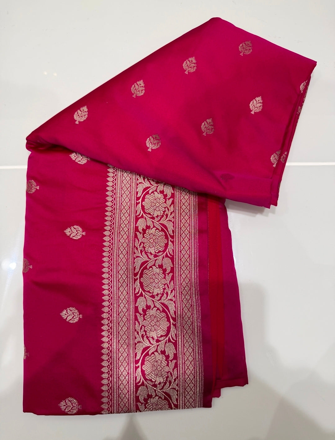 DESIGNER BANARASI SAREES - IHA 30856