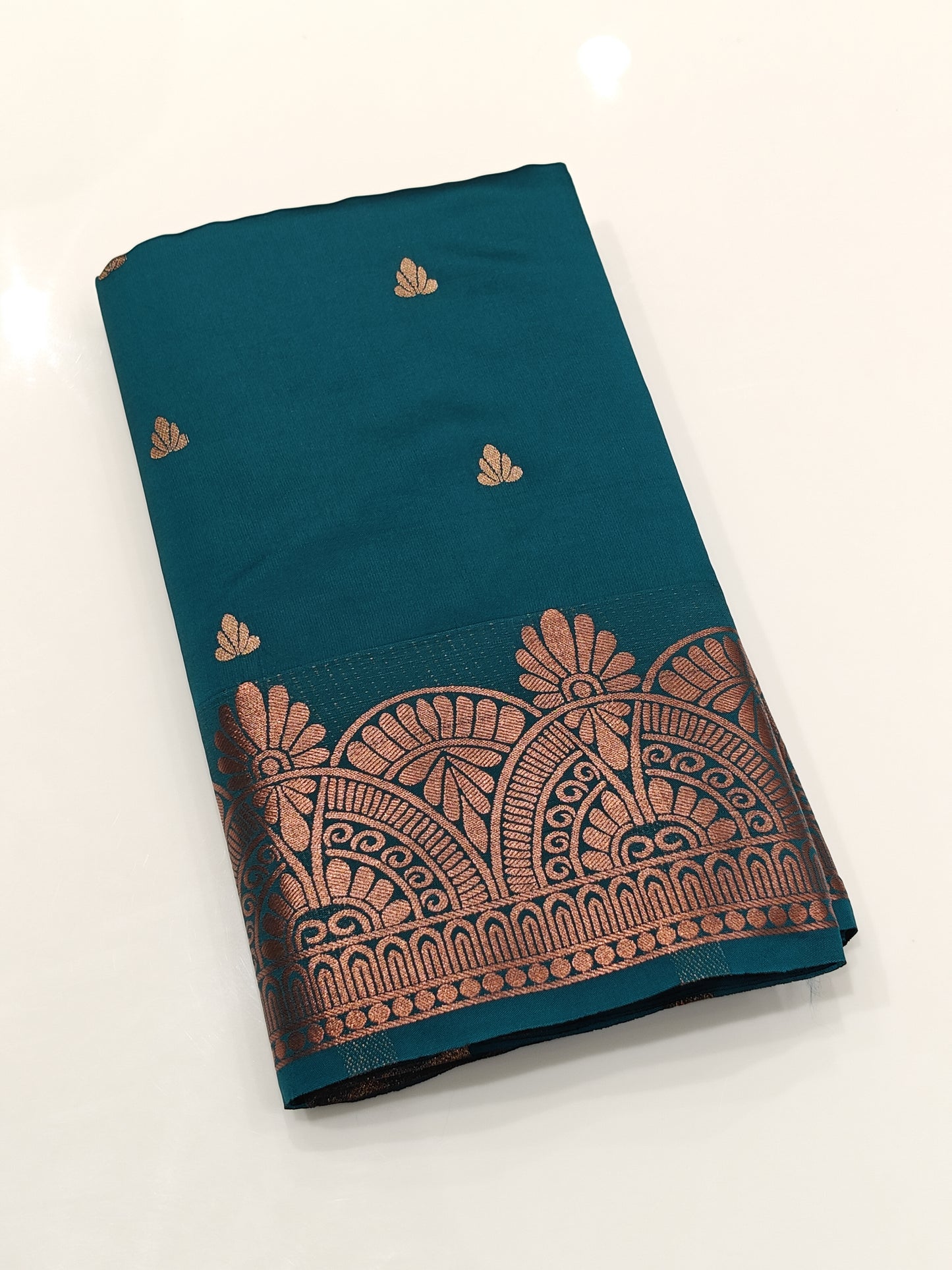 OFFER SALES SAREES - IHA 27529