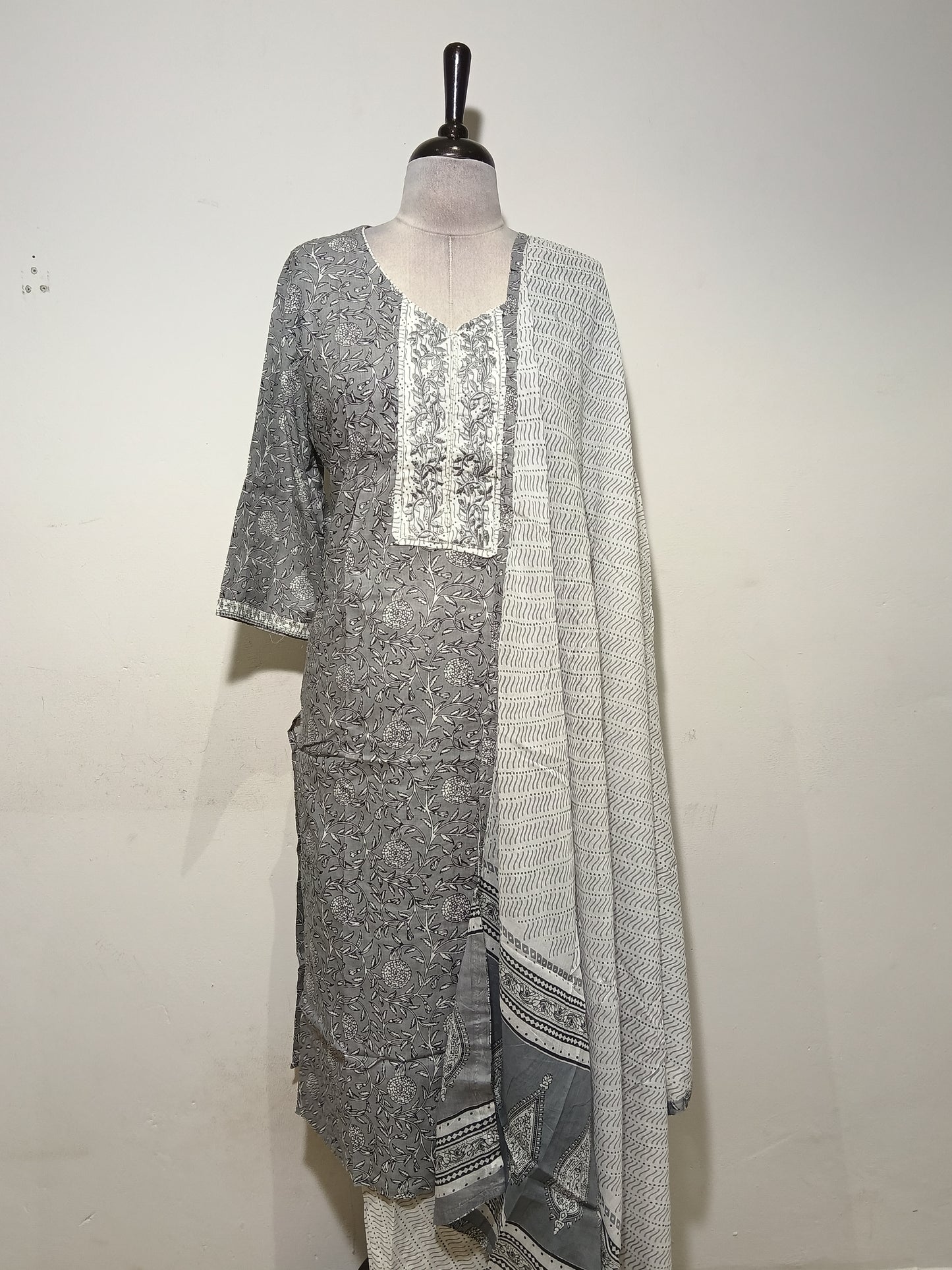OFFER SALES TOP AND  BOTTOM  -  IHA 34755