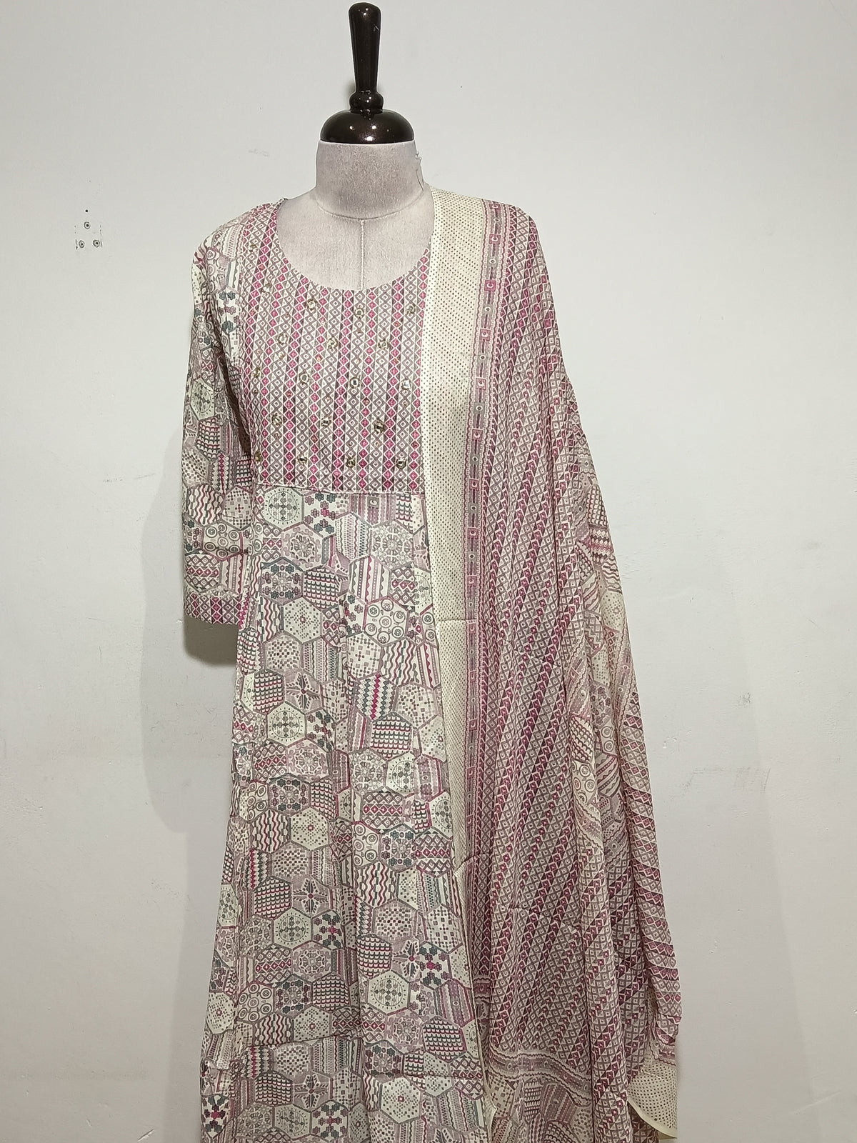 OFFER SALES TOP AND  BOTTOM  -  IHA 35622