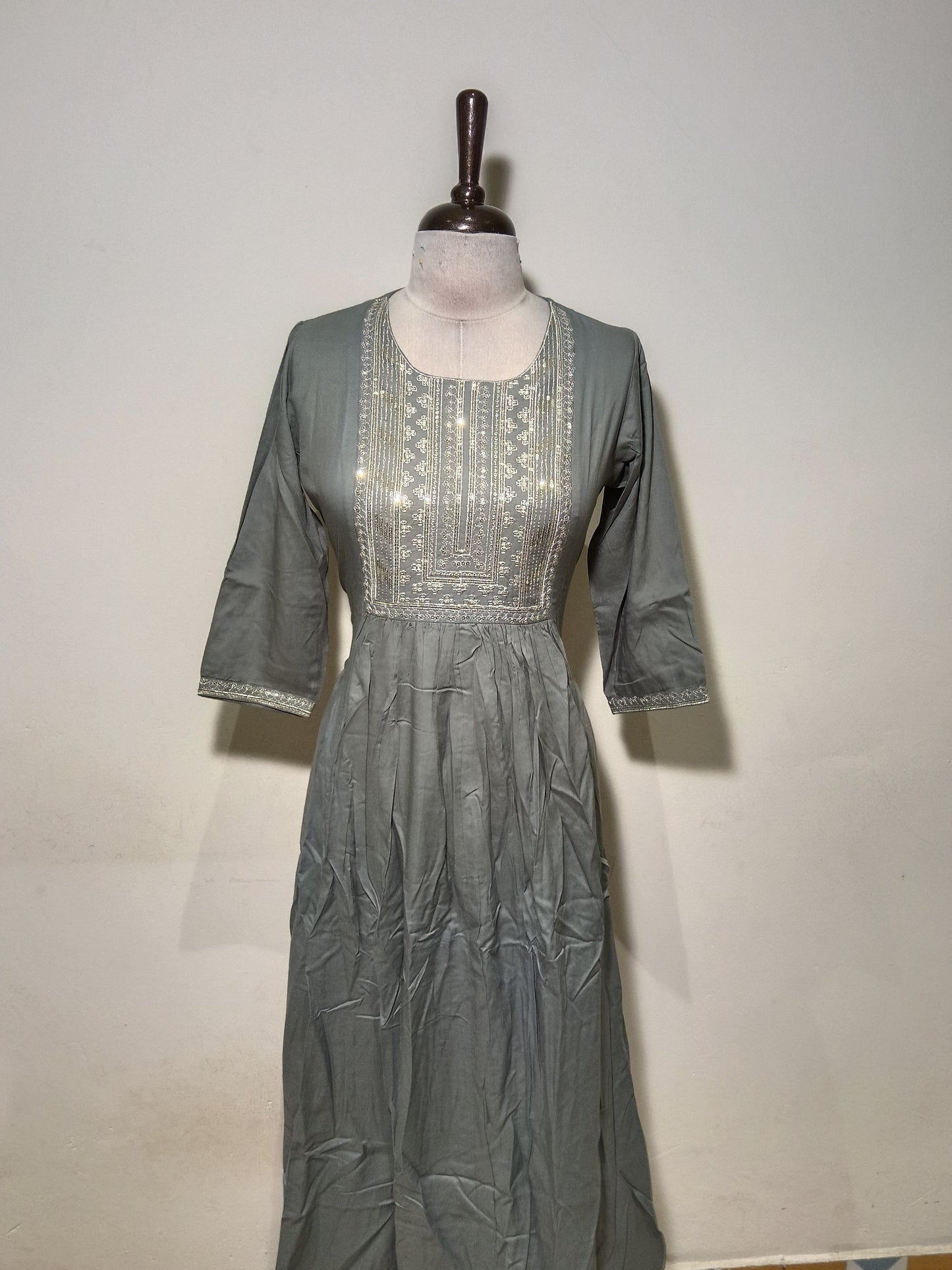 OFFER SALES TOP'S-  IHA 34857