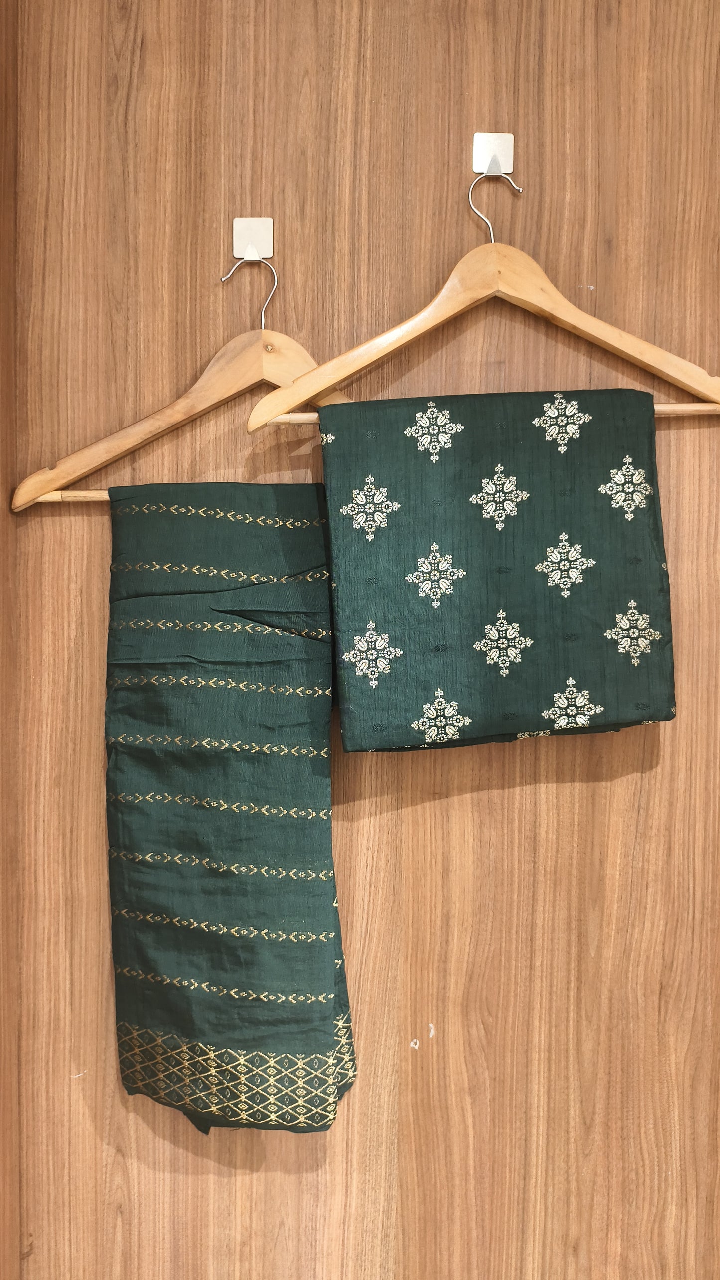 OFFER SALES UNSTITCHED SALWAR SUITS - IHA 27369