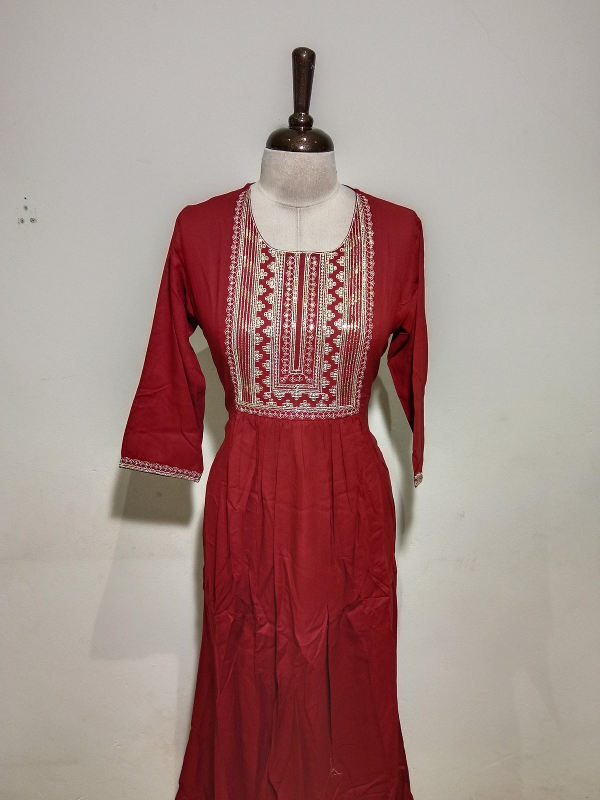 OFFER SALES TOP'S -  IHA 35521