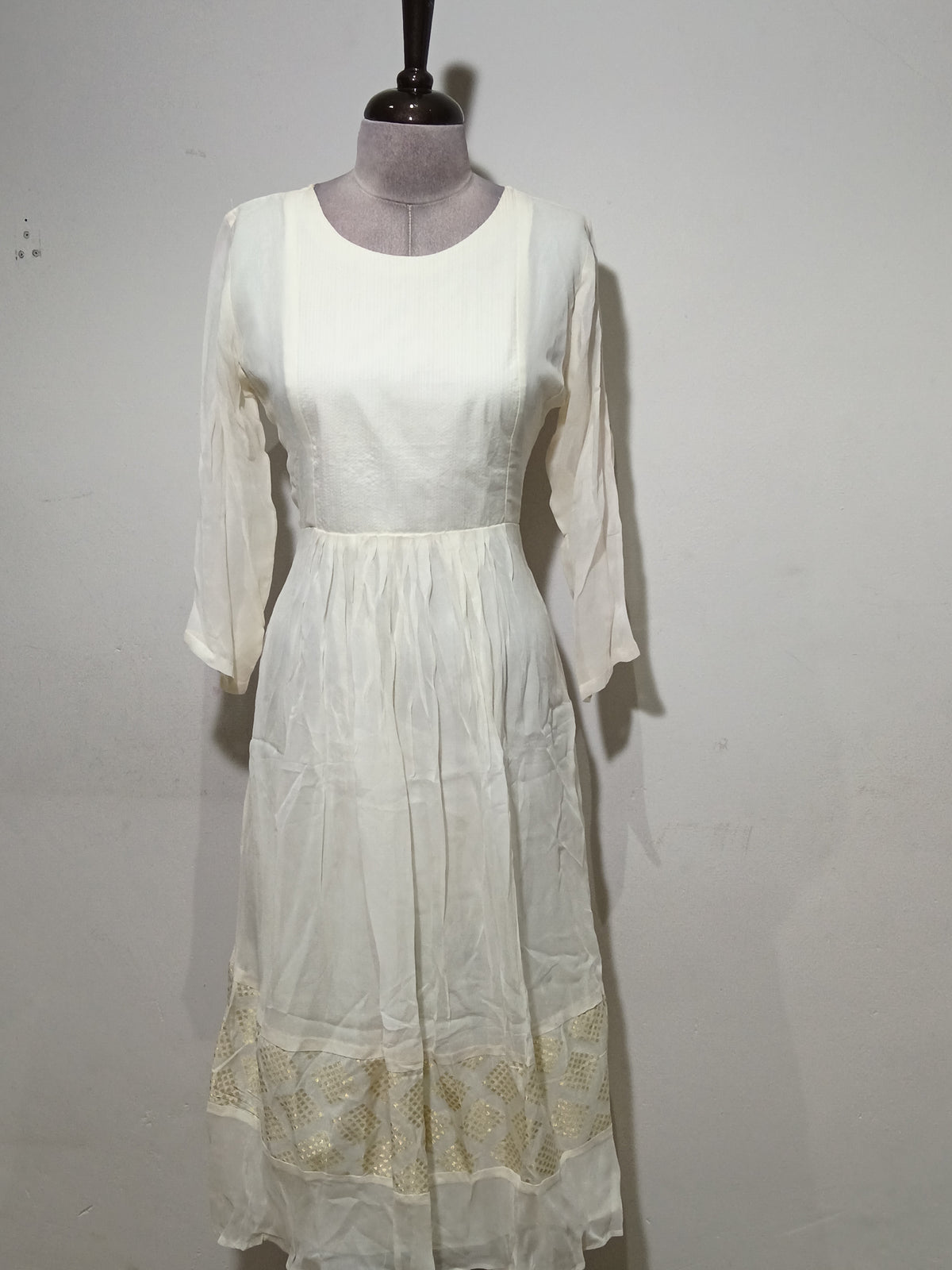 OFFER SALES TOP'S -  IHA 35832