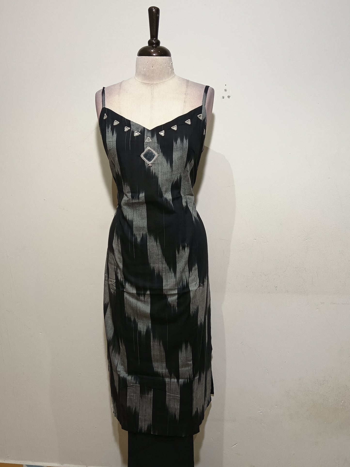 OFFER SALES TOP AND  BOTTOM  -  IHA 34697